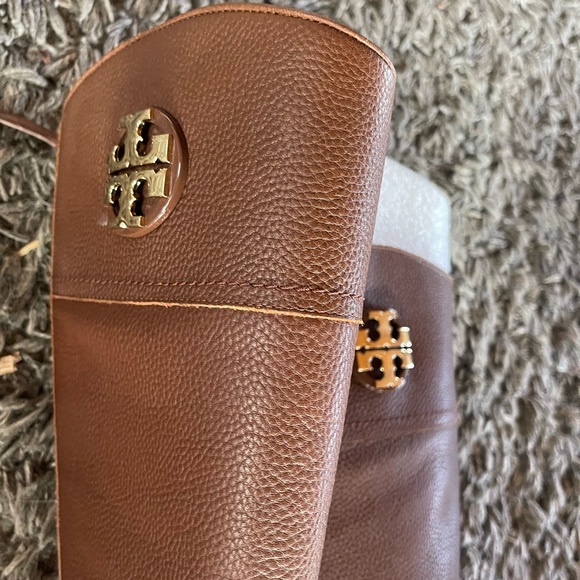 TORY BURCH ADELINE 21MM ALMOND BROWN TUMBLED LEATHER RIDING BOOTS W7 - Picture 8 of 14